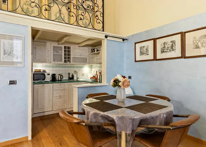 Splendid Home Pantheon